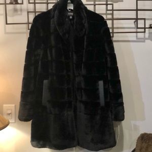 Beautiful faux fur jacket Jones New York.